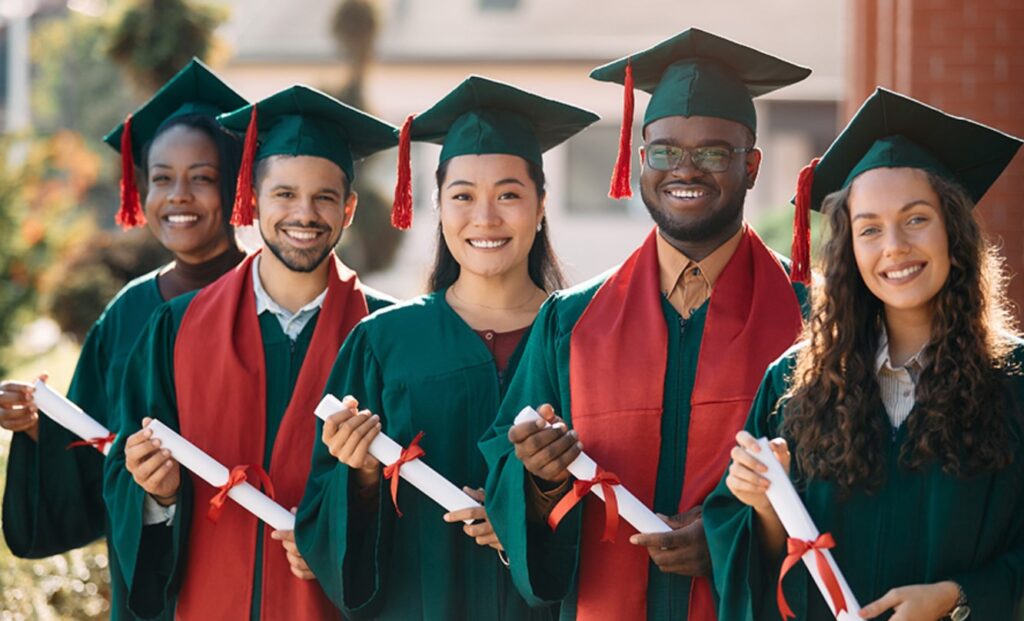 Top Charities Funding Scholarships for College You Should Apply for in 2026